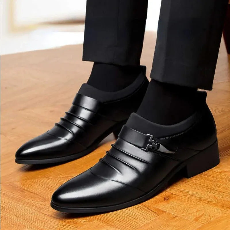 Sapato Masculino em Couro Romano